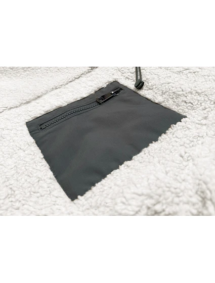 Oboustranná zimní bunda v army barvě s kožešinou model 21247757 - J.STYLE Oboustranná zimní bunda v army barvě s kožešinou model 21247757 - J.STYLE