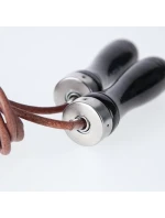 Kožené švihadlo model 19372756 - HMS Kožené švihadlo model 19372756 - HMS