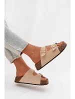 Dámské pantofle na korkové platformě se zlatými sponami světle béžové model 21919272 - EVENTO