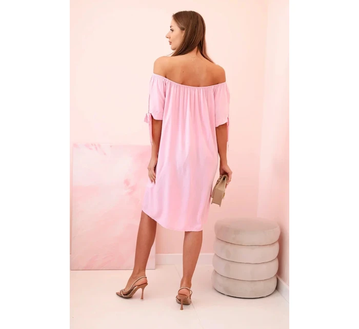 Dámské viskózové šaty 81785 cukrově růžové - Kesi