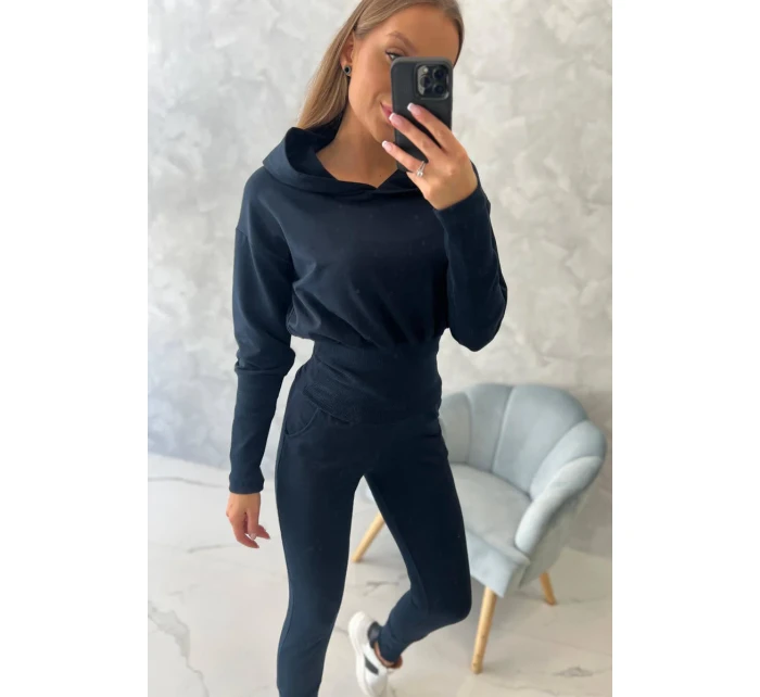 Sada s širokými žebry tmavě modrá