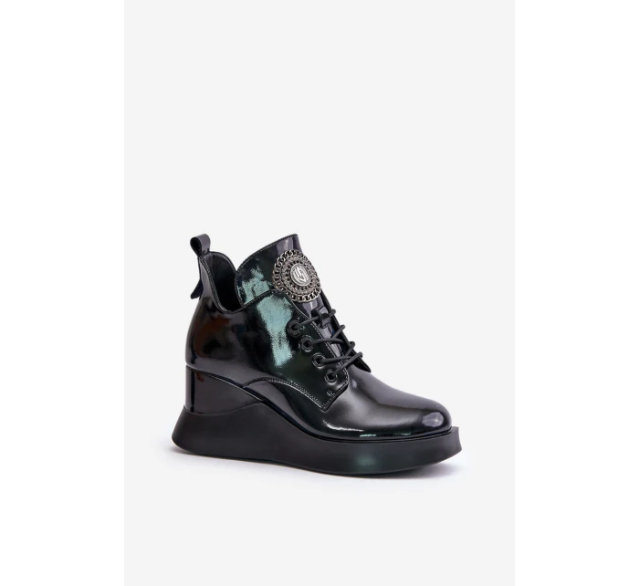 Dámské Lakované Boty Na Klínu Zateplené model 21672157 Černé - VINCEZA