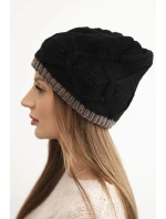 Dámská zimní čepice z vlny s proplétaným vzorem K443 černá + cappuccino