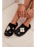 Kožešinové pantofle s květinami Černé Selinne Kožešinové pantofle s květinami Černé Selinne