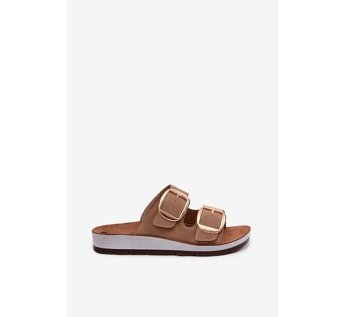 Dámské pantofle se zlatými sponami model 22094931 světle hnědé - Inblu Dámské pantofle se zlatými sponami model 22094931 světle hnědé - Inblu