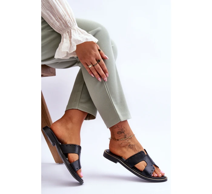 Zazoo 40326 Dámské Žabky S Ozdobnými Výstřihy Černé