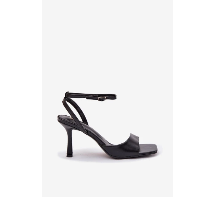 Dámské sandály na podpatku Eko kůže Černé Brisora Dámské sandály na podpatku Eko kůže Černé Brisora