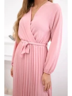Šaty se svázaným plisovaným lemem tmavě pudrově růžová Šaty se svázaným plisovaným lemem tmavě pudrově růžová