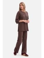 B301 Žebrovaný pletený top - hnědý