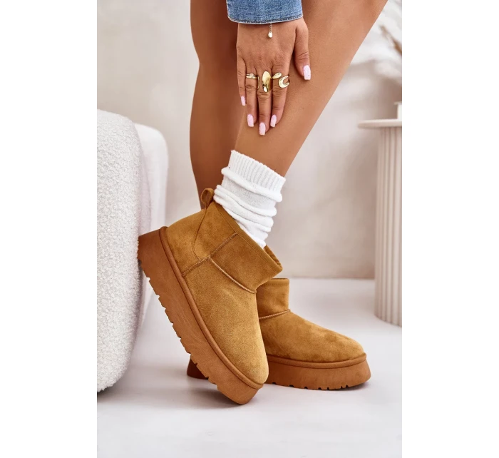 Nízké dámské sněhule na platformě zateplené kožíškem Camel Saldren Nízké dámské sněhule na platformě zateplené kožíškem Camel Saldren