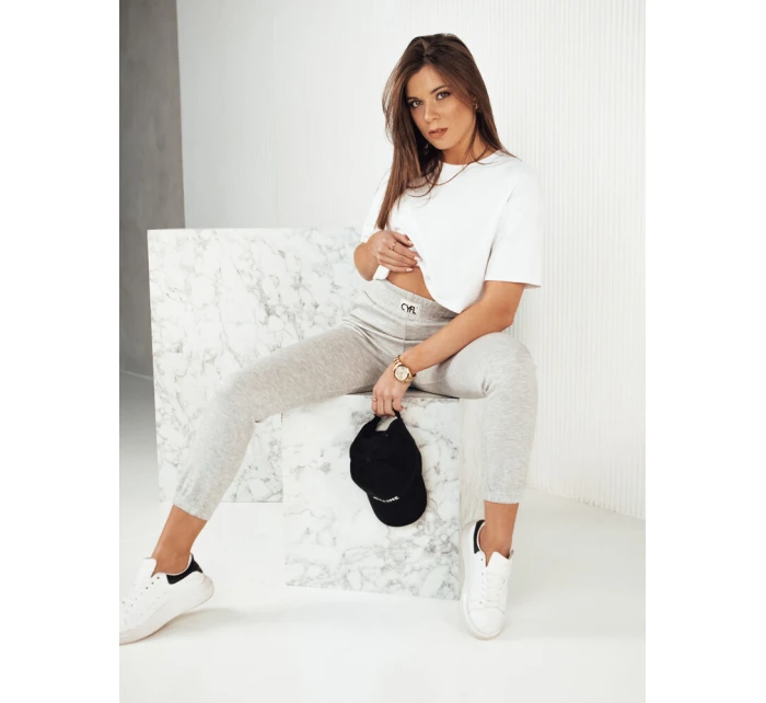 Dámské tepláky šedé Dstreet model 21972332 - FashionStreet Dámské tepláky šedé Dstreet model 21972332 - FashionStreet