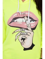 Šaty s delšími zády a barevným neonovým potiskem Šaty s delšími zády a barevným neonovým potiskem