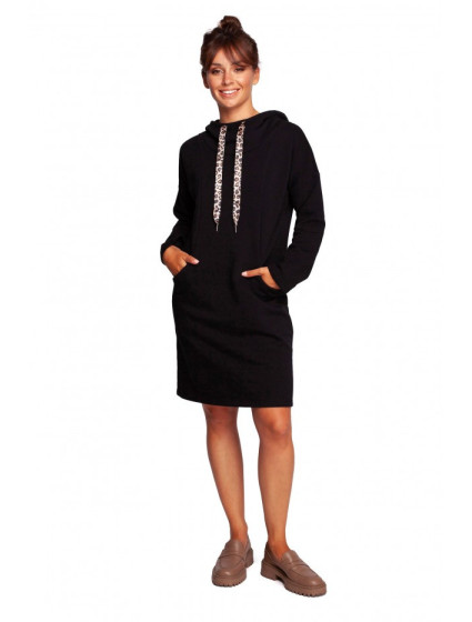 B238 Šaty s vysokým límcem a leopardím vzorem - černé