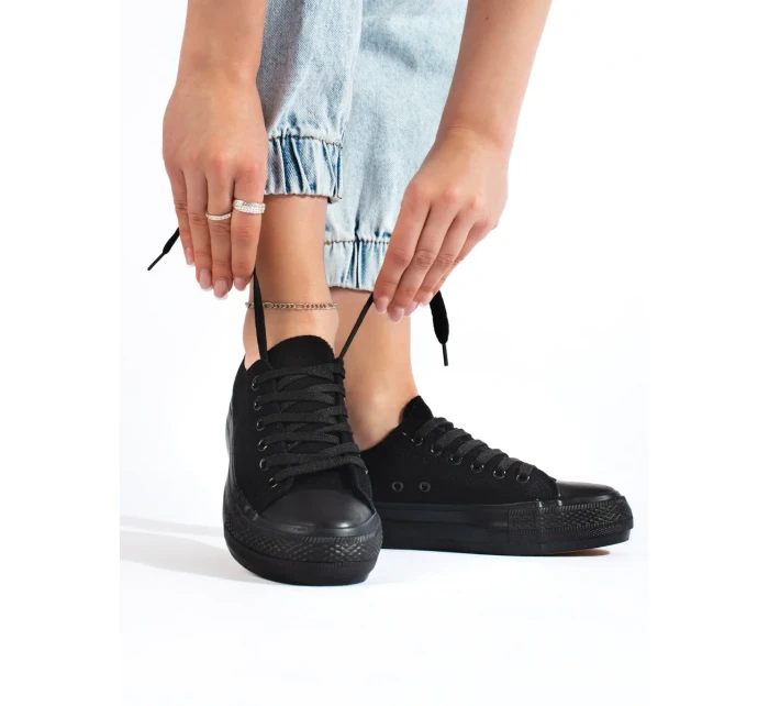 Pohodlné tenisky černé dámské bez podpatku Pohodlné tenisky černé dámské bez podpatku