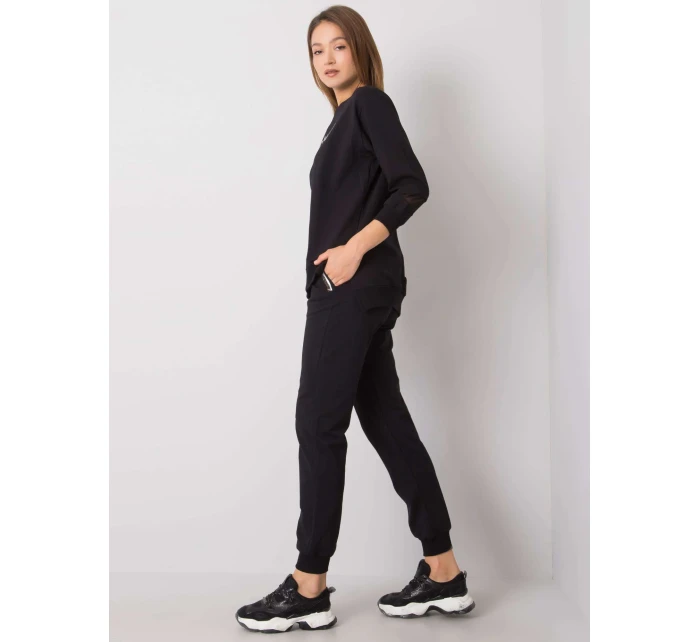 Souprava RV KMPL 6425.73P černá Souprava RV KMPL 6425.73P černá