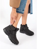 Designové černé dámské kotníčkové boty bez podpatku Designové černé dámské kotníčkové boty bez podpatku