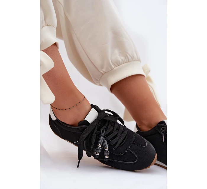 Dámské nízké tenisky s korálky černé model 22095342 - Boto