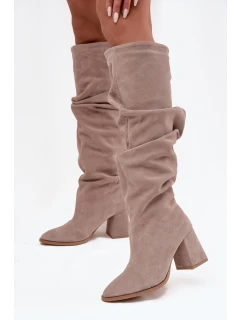 Dámské zmačkané kozačky na podpatku 4228 Béžová - Zazoo