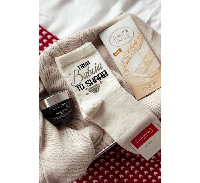 Dámské ponožky S Nápisem I Love Babcia Ecru Dámské ponožky S Nápisem I Love Babcia Ecru