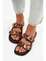 Dámské pantofle se zlatými sponami model 21919174 - Boto