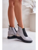 Lakované Kotníkové Boty Na Klínu Zateplené Šedé model 21672137 - VINCEZA