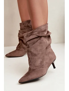 Nazouvací kotníkové boty typu na podpatku Khaki model 22320914 - Boto
