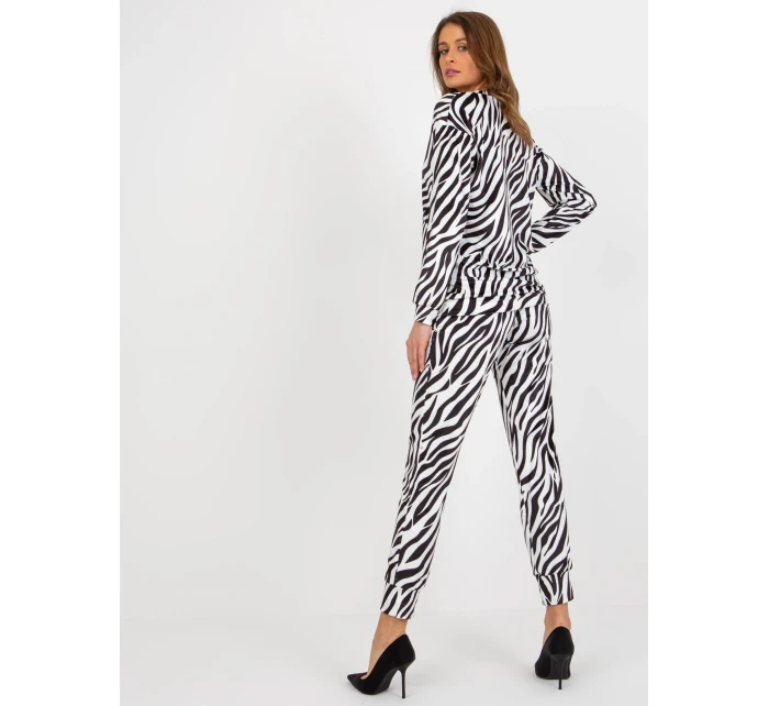 Dámská souprava LK KMPL 509028 2.39P bílá a černá - FPrice Dámská souprava LK KMPL 509028 2.39P bílá a černá - FPrice