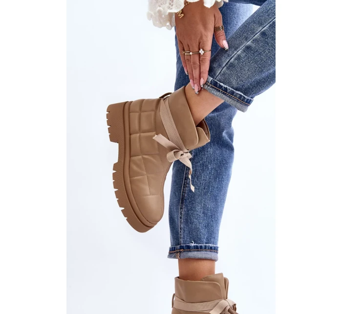 Dámské kotníkové boty s prošíváním a šněrováním Khaki Bizzanti Dámské kotníkové boty s prošíváním a šněrováním Khaki Bizzanti