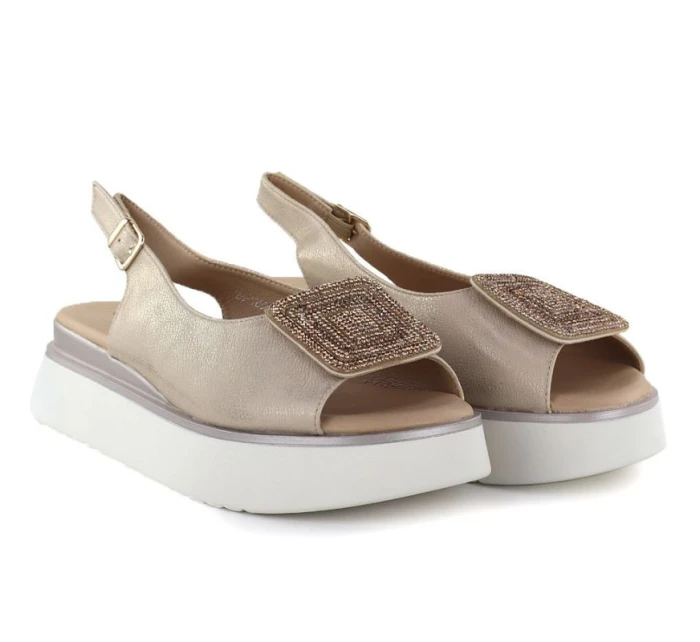 Dámské sandály na silné zlaté platformě model 22015147 - Potocki