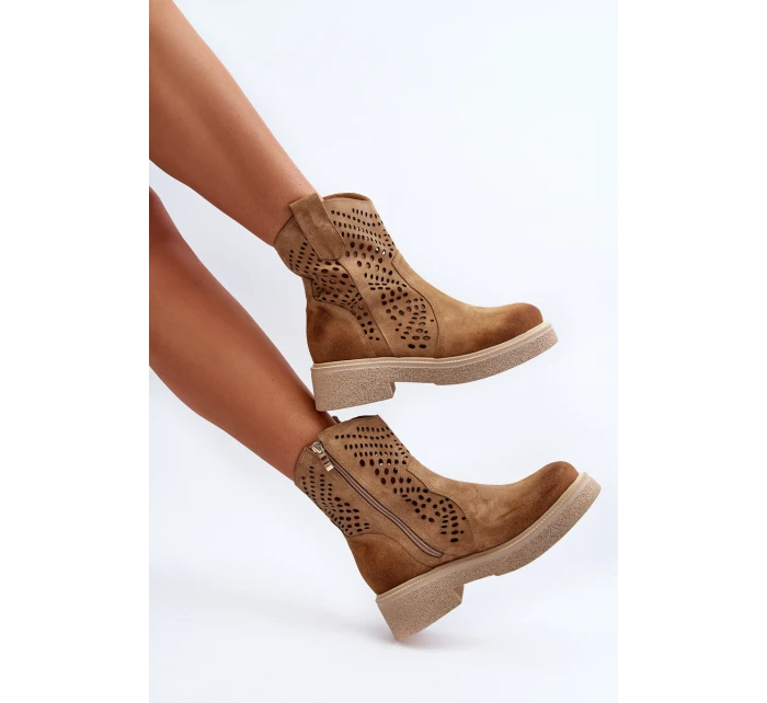 Dámské nízké kozačky z semiše s podrážkou Bežové model 21652391 - Zazoo