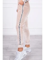 Velurová souprava s nápisem Queen beige Velurová souprava s nápisem Queen beige