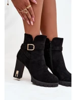 Zateplené dámské kozačky na podpatku s přezkou Černé model 21711529 - Boto Zateplené dámské kozačky na podpatku s přezkou Černé model 21711529 - Boto