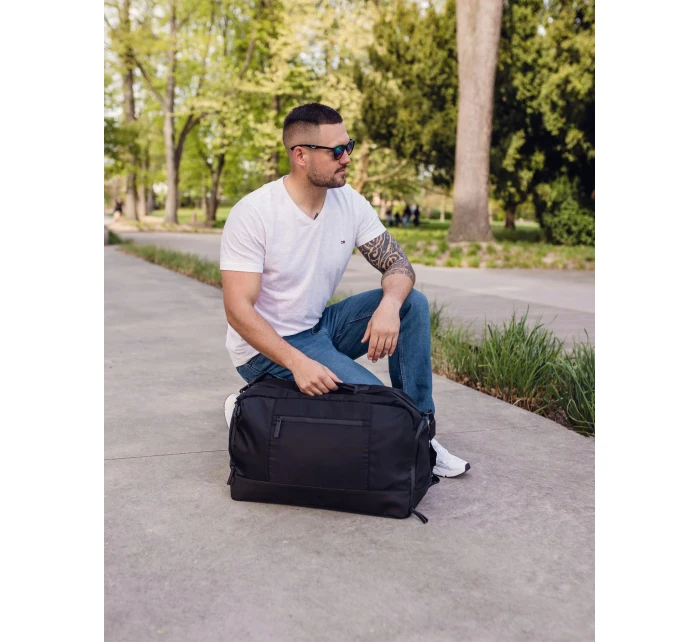 Cestovní taška VUCH Zyro Black