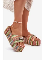 Dámské Pantofle Na Klínu S Pletením A Dekorací Multikolor model 21698886 - Boto Dámské Pantofle Na Klínu S Pletením A Dekorací Multikolor model 21698886 - Boto