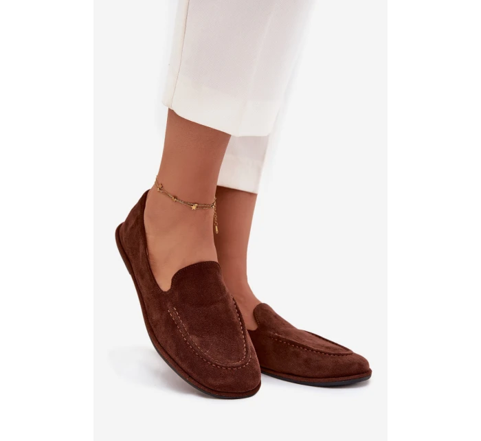 Dámské mokasíny z eko semiše rovné hnědé model 21710877 - Boto Dámské mokasíny z eko semiše rovné hnědé model 21710877 - Boto