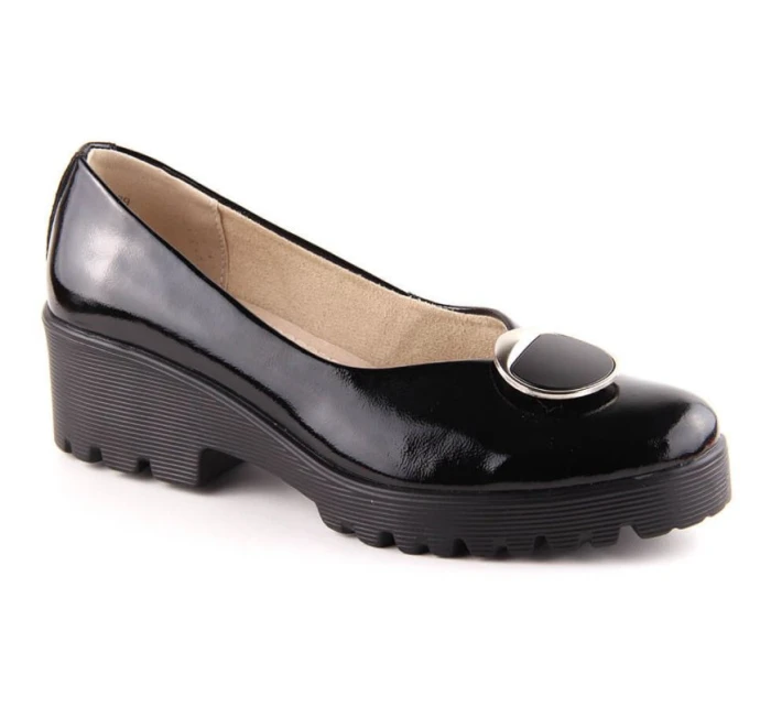 Dámské lakované polobotky se zdobením model 21904556 - FILIPPO Dámské lakované polobotky se zdobením model 21904556 - FILIPPO