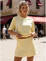 Bavlněný dámský komplet s kraťasy Polský výrobek žlutá FashionStreet AY1170 Bavlněný dámský komplet s kraťasy Polský výrobek žlutá FashionStreet AY1170