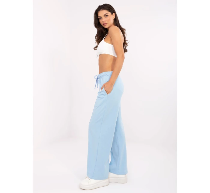 Spodnie dresowe RV DR model 21207262 jasny niebieski - FPrice Spodnie dresowe RV DR model 21207262 jasny niebieski - FPrice