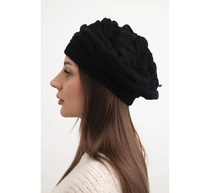 Dámská zimní čepice z vlny s ozdobným pletením a kamínky model 21878091 černá - K-Fashion