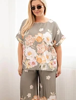 Dámský komplet Plus Size s halenkou a kalhotami s květinovým vzorem a širokými nohavicemi khaki