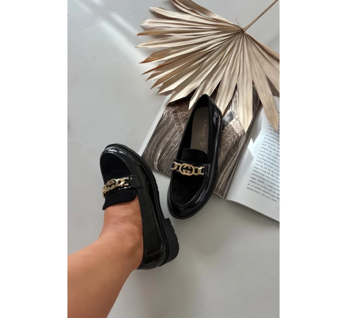 Lakované dámské mokasiny se zlatým ozdobením S.Barski HY52-540 Černé