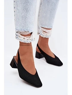 Materiálové dámské sandály na podpatku Černé model 22102921 - Boto