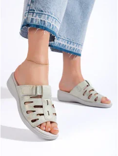 Trendy dámské  nazouváky šedo-stříbrné na plochém podpatku