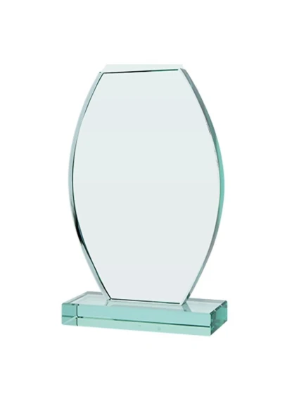 Skleněná trofej s matným podstavcem