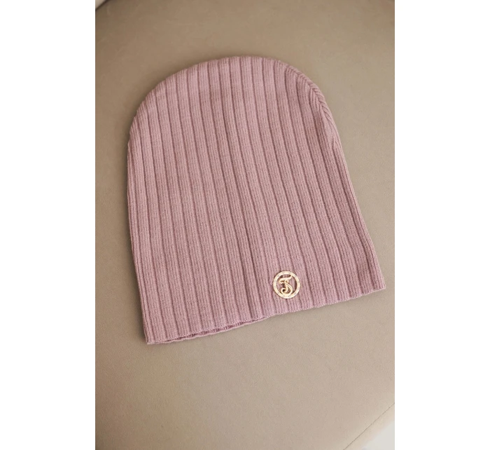 Dámská čepice s proužky a ozdobným knoflíkem s přídavkem vlny a modalu tmavě růžová Dámská čepice s proužky a ozdobným knoflíkem s přídavkem vlny a modalu tmavě růžová