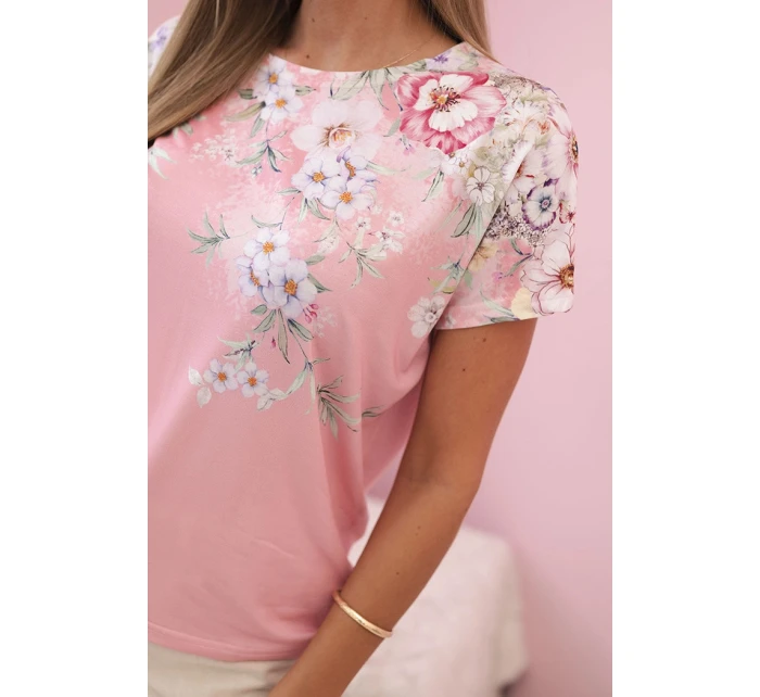 Dámská bavlněná blůza s krátkým rukávem a květinovým potiskem světle růžová Dámská bavlněná blůza s krátkým rukávem a květinovým potiskem světle růžová