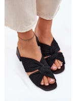 Dámské sandály na klínku model 21699753 černé - Maciejka Dámské sandály na klínku model 21699753 černé - Maciejka