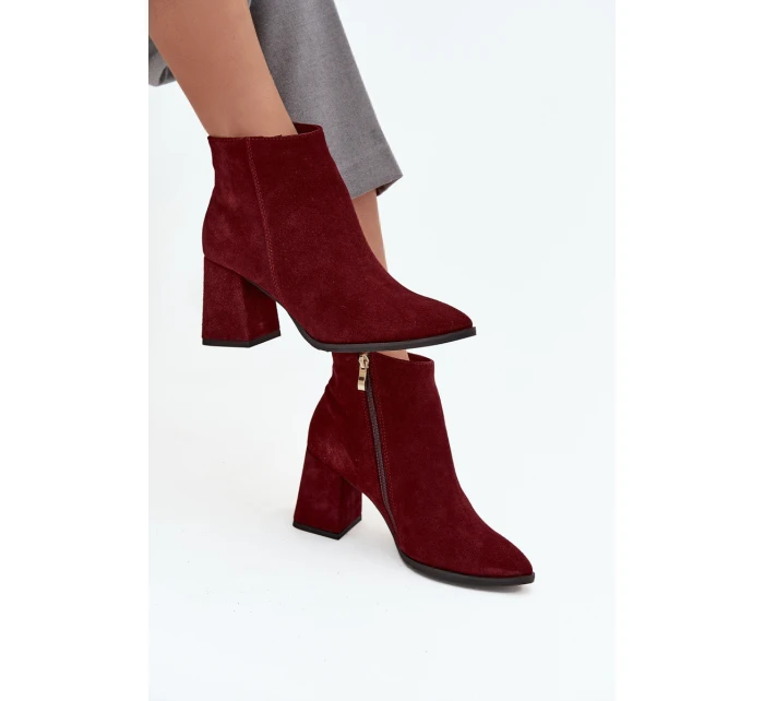 Dámské kotníkové boty z přírodního semiše na sloupkovém podpatku Zazoo – bordové