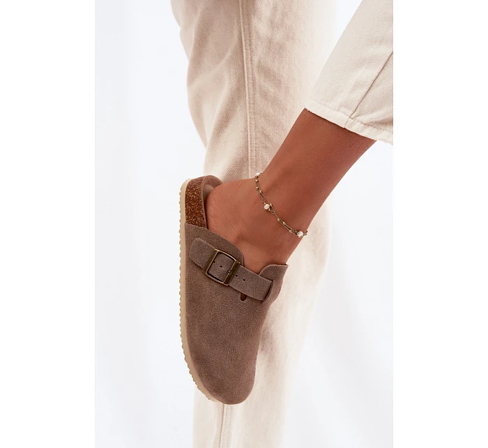 Dámské pantofle Chodaki Z Přírodního Semiše Vinceza 101332 Tmavě Béžové