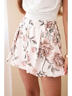 Dámské viskózové šortky s květinovým potiskem a zavazováním v pase pudrově růžová
